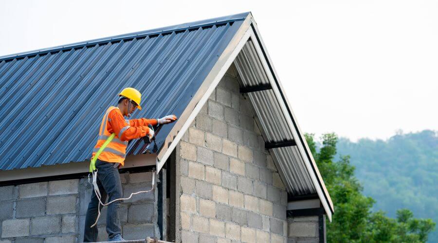 Expert Emergency Roof Repairs services in O'Fallon, MO